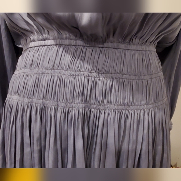 Current Air Elegant Gray Pleated Dress Size M. - Picture 7 of 12